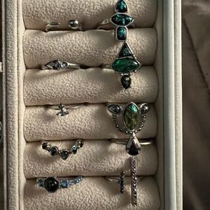 Free people rings set